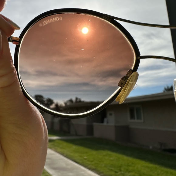 Pilot Aviator CHANEL Sunglasses 4228-Q - Picture 11 of 11